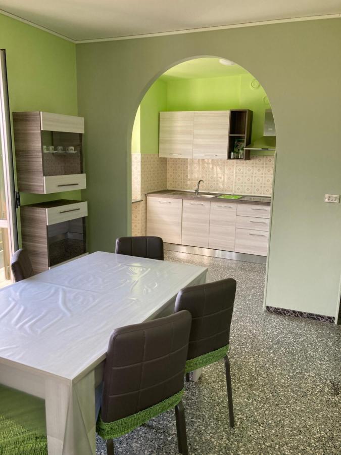 Arcobaleno Benaz 2 Apartment Aosta Luaran gambar